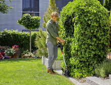 Lade das Bild in den Galerie-Viewer, Gardena Akku-Trimmer ComfortCut 23/18V P4A Ready-To-Use Set