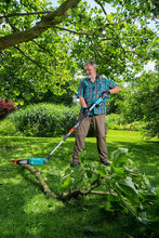 Lade das Bild in den Galerie-Viewer, Gardena Akku-Teleskop-Hochentaster TCS 20/18V P4A Ready-To-Use Set