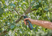 Lade das Bild in den Galerie-Viewer, GARDENA AssistCut Gartenschere 25 mm – 12222-20
